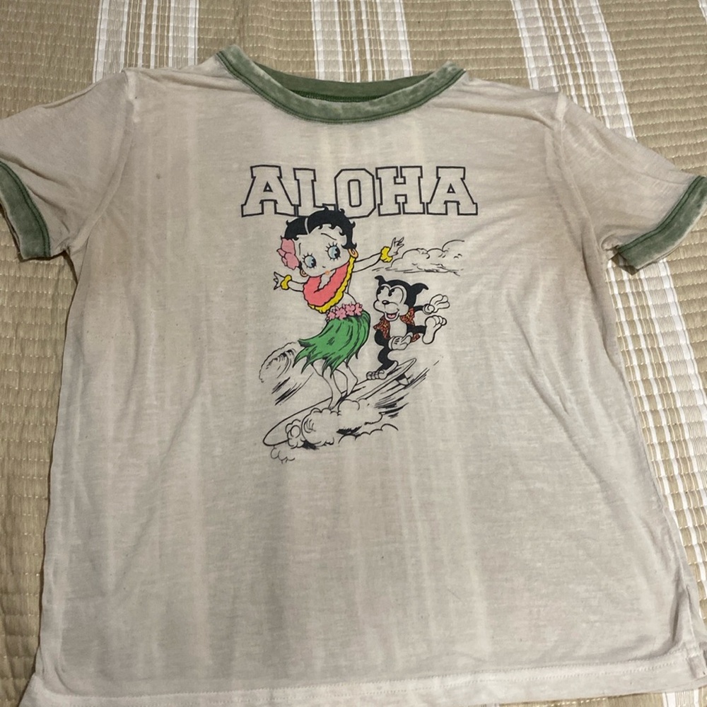 Betty boop graphic tee sz small